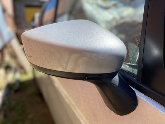 Espejo Retrovisor Derecho Nissan Versa Note 2019