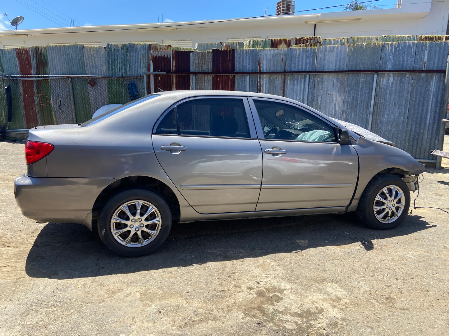 Puerta Derecha Trasera Toyota Corolla 2004