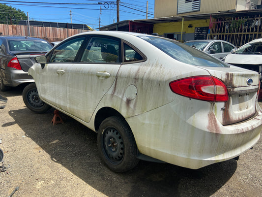 Foco Izquierdo Trasero Ford Fiesta 2012