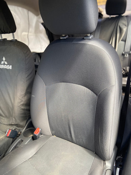 Asiento Izquierdo con Bolsa de Aire Mitsubishi Mirage G4 2020